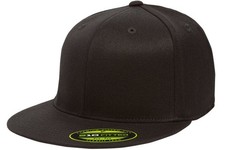 Flexfit Men's 210 Flatbill Premium Fitted Baseball Cap Small-Medium, Black