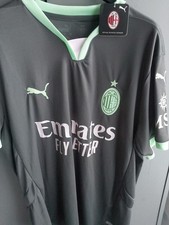 Image of AC Milan PUMA Size Medium Football Shirt NO Name Or Number Never Worn