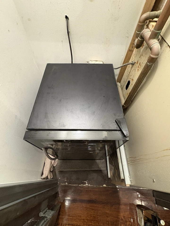 NEWAIR® 24 GARRAFAS 16,9" SHADOWTM SERIES GELADEIRA DE VINHO INDEPENDENTE - Imagem 2 de 4