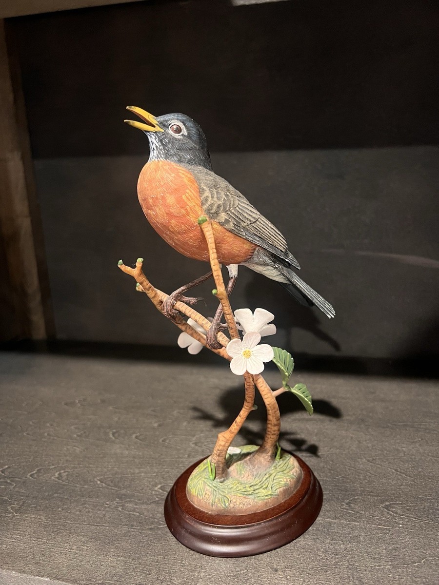 The Danbury Mint “Springtime Melody” Bird Sculpture by Jeff Rechin