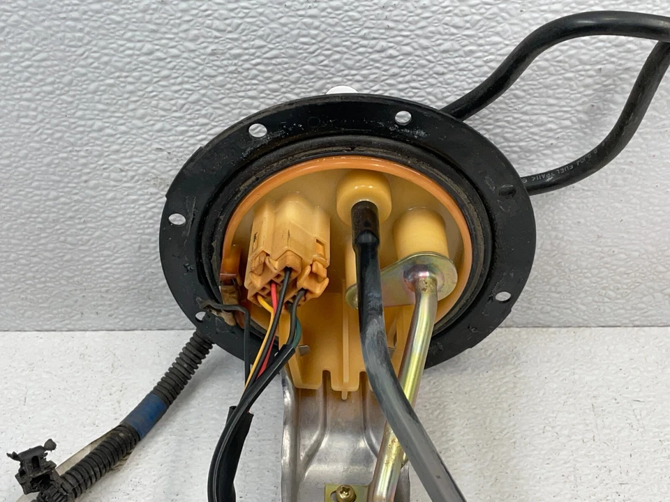 Conjunto de nivel de bomba de combustible tanque de gasolina Lexus LX470 1998-2002 1535 FABRICANTE DE EQUIPOS ORIGINALES Foto 4 de 4