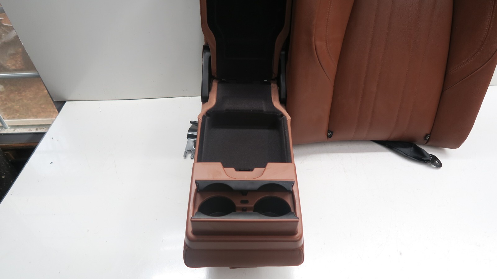 2014-2019 Maserati Ghibli OEM Left Rear Driver Side Upper Seat Cushion Assembly