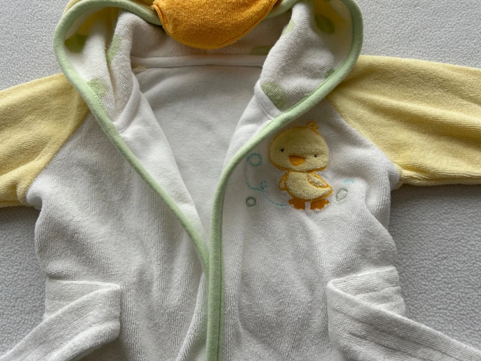 Carter's Baby Bath Beach Pool Hooded Robe Duck Chick Design 0-9 Months - Image 3 of 4