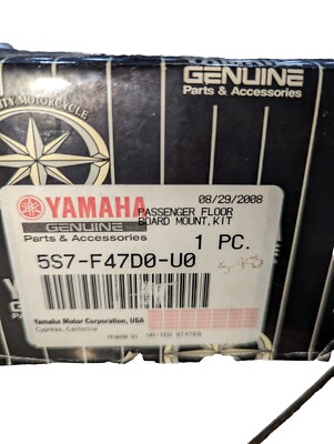 Yamaha 5S7-F47D0-U0. OEM Passenger Floorboard Mount Kit. Fits XVS950.  B634.