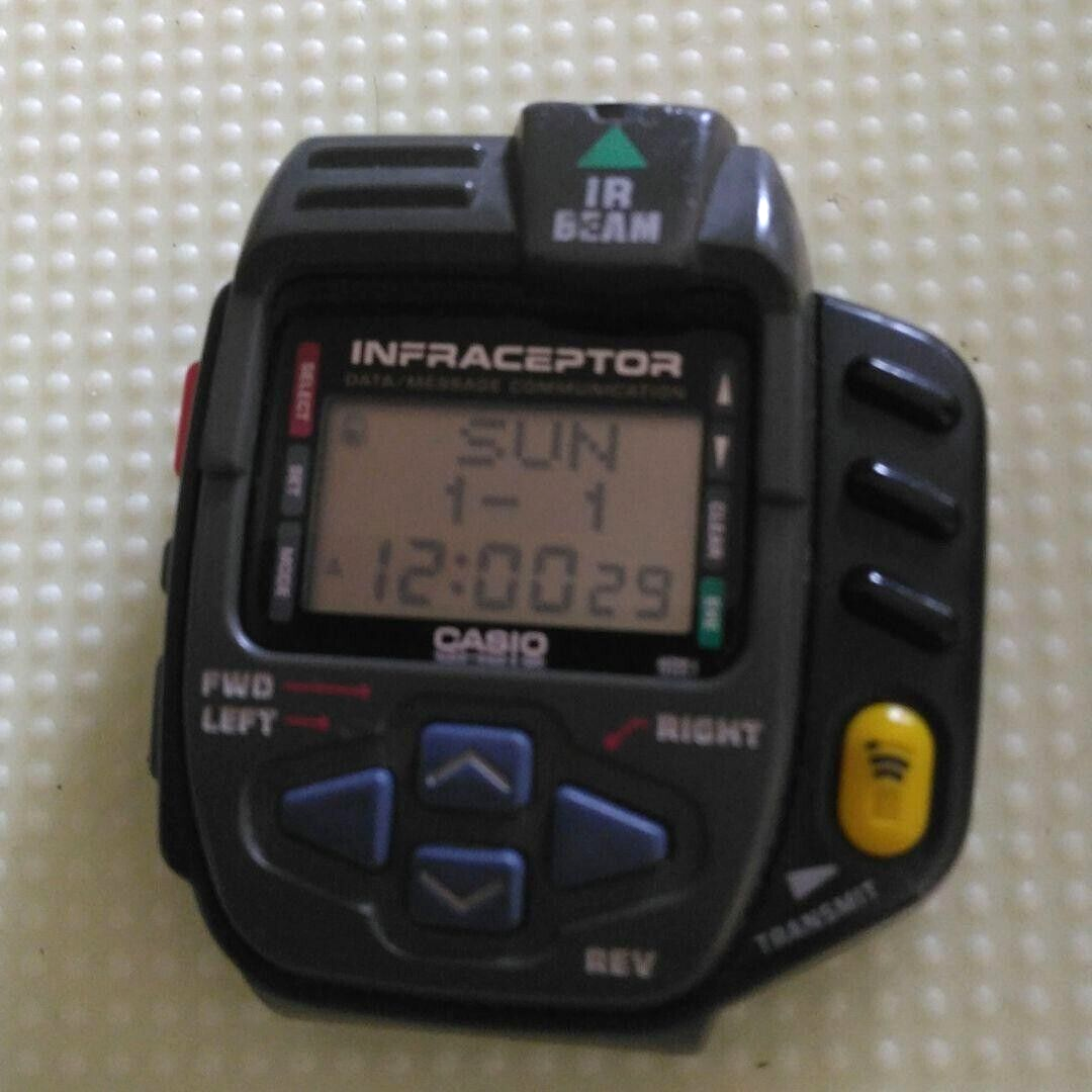 CASIO CYBER CROSS JG-100 Vintage Game Communicator watch CASIO CYBER CROSS JG-100 Vintage Game Communicator watch
