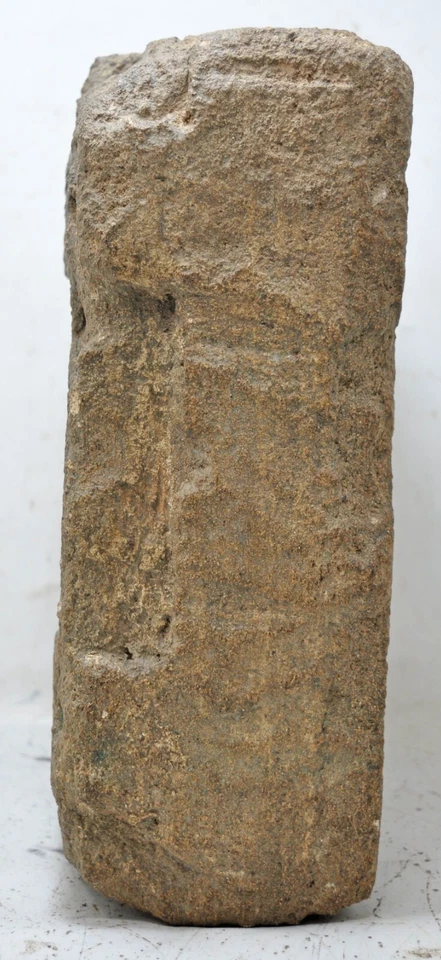 Antiguo estante de arco de pared de piedra arenosa alcoba pesado sólido original tallado a mano Foto 4 de 4