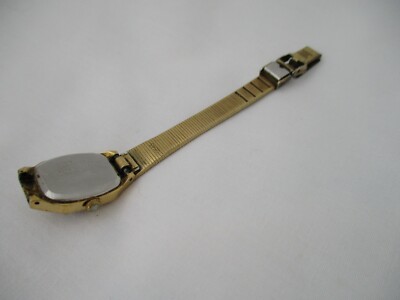 Seiko Women's Gold Toned Bracelet Band Analog Watch