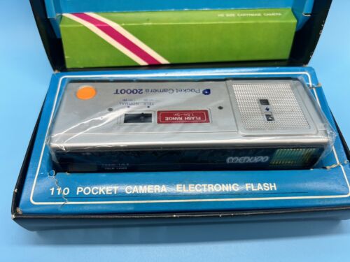 Very RARE (1983) Vintage MENUDO 110 Film Pocket Camera 2000T (New) - Picture 4 of 24