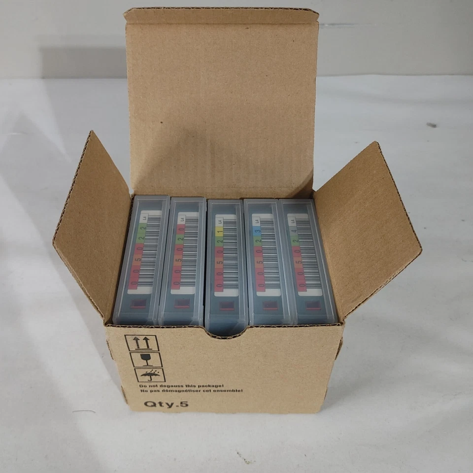 Lote de 5 Cartuchos de Datos Fujifilm LTO Ultrium 4 800GB/1.6TB 600006393 Lote de 5 Foto 2 de 2