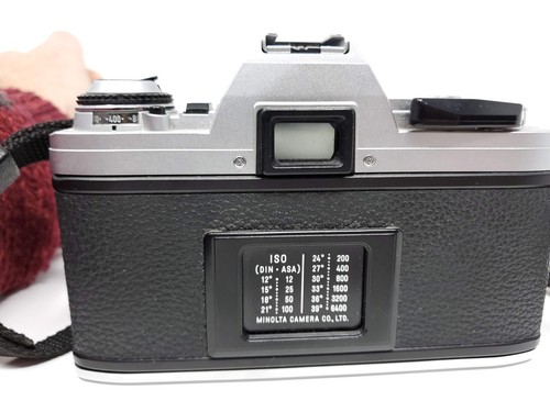 Minolta X370 35mm SLR Film Camera w/ 50mm F2 Lens - Picture 6 of 13