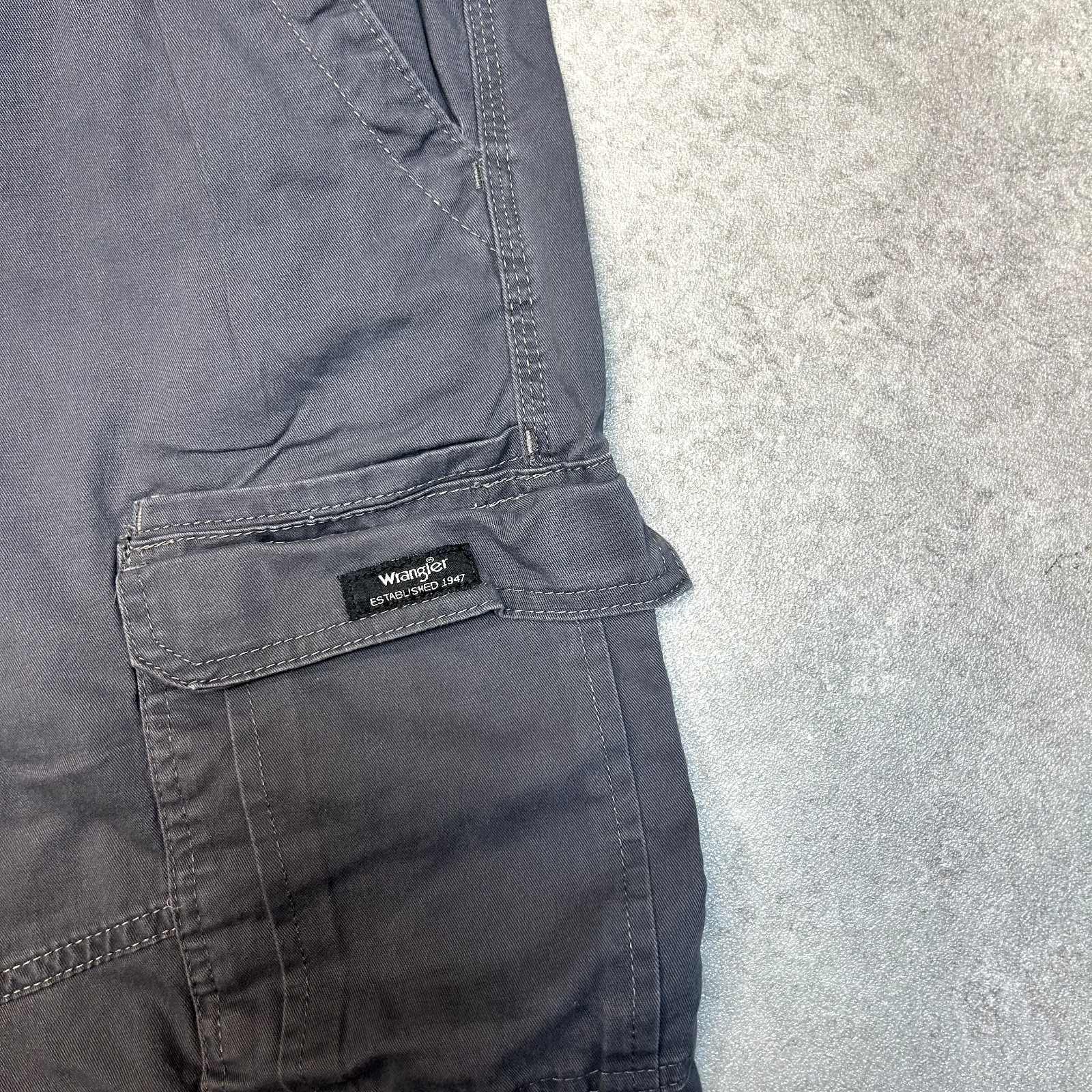 Wrangler Cargo Trousers Mens 34" Y2K Baggy Fit Wide Leg Workwear Pants, Grey image 6