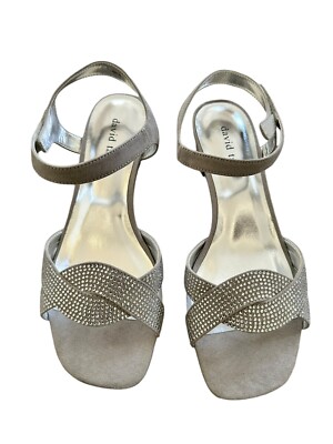 David Tate Women's Rona Sandal, Style#AAF20-101, Size 8, Color Silver Suede