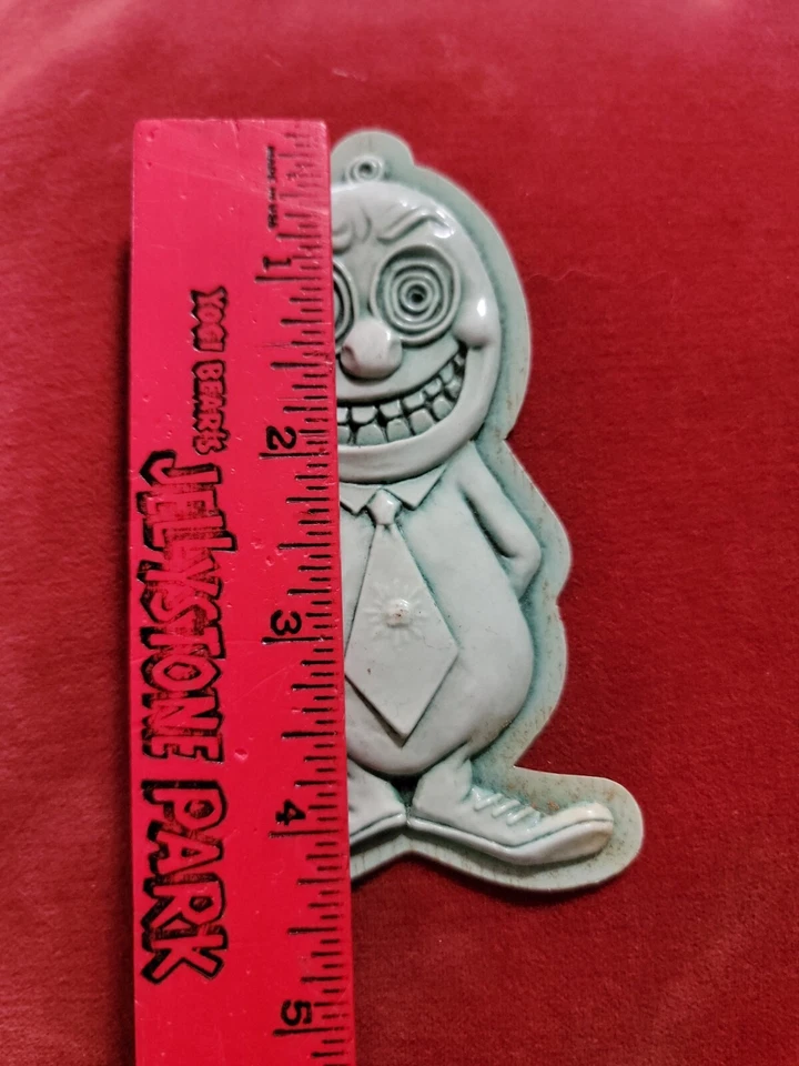 复古窗户衣架疯狂办公室的家伙📦 — 第 2/4 张图片