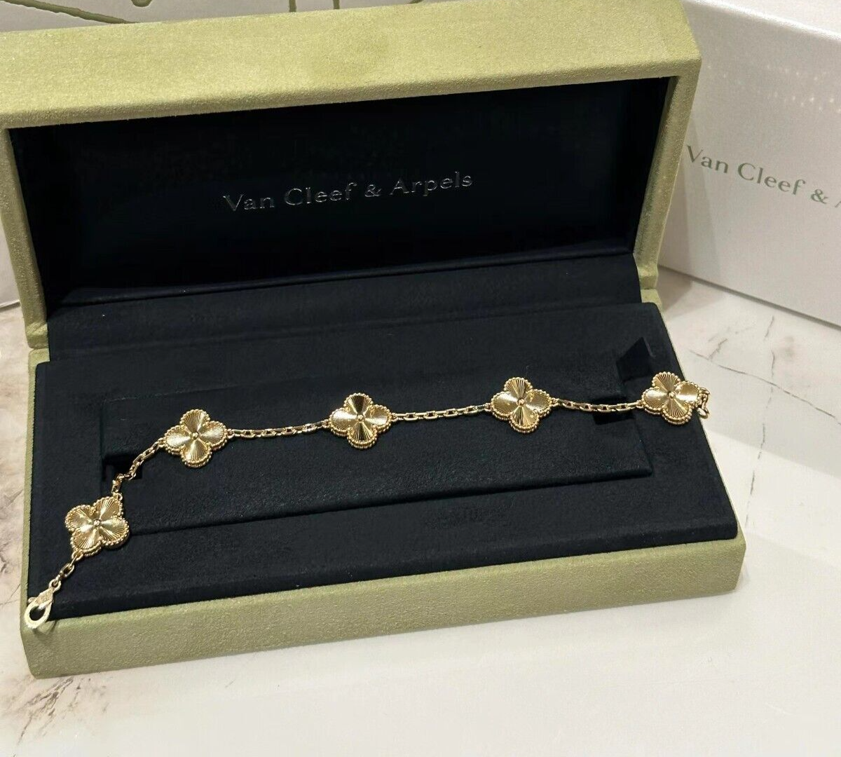 Van Cleef & Arpels Vintage Alhambra 18K Gold 5 Motif Bracelet