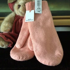 NWT Aritzia Women Cozy Knit mittens glove Melon Blush one size