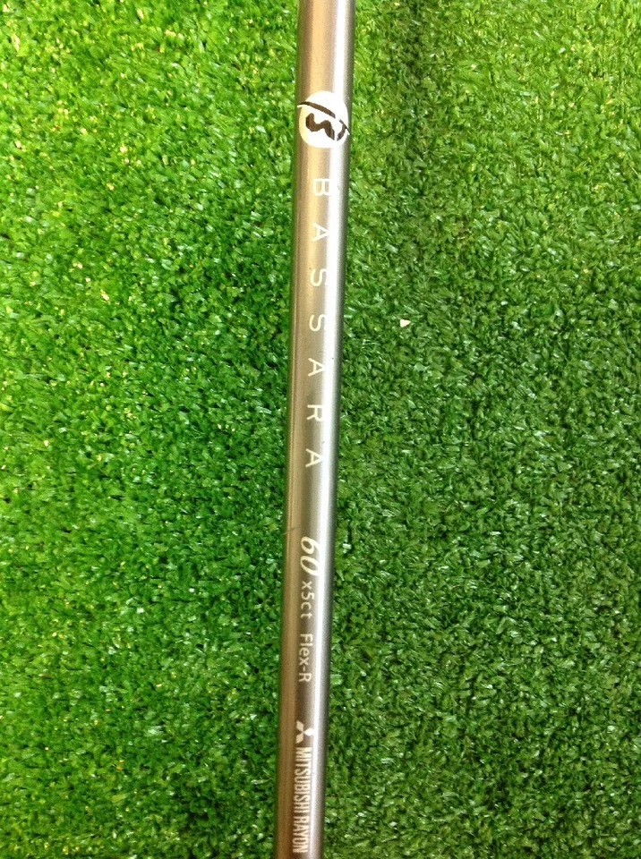 Adams Idea Tech V4 4 Hybrid Regular Graphite - Image 4 of 4