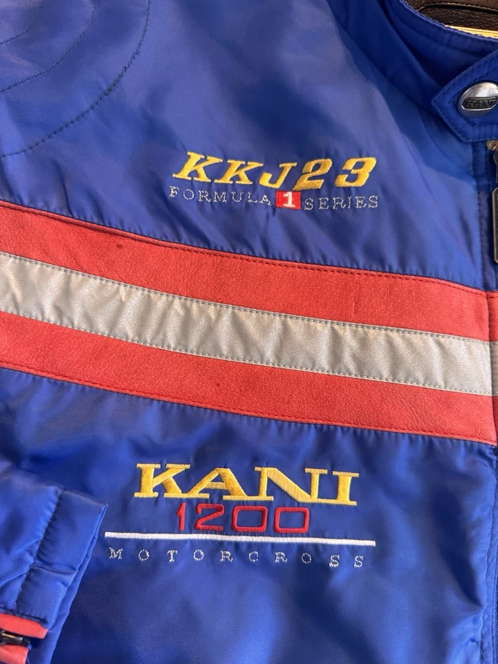 Chaqueta de satén Karl Kani Racing Team de colección talla L azul KKJ23 Fórmula 1 detalles de cuero Foto 2 de 4