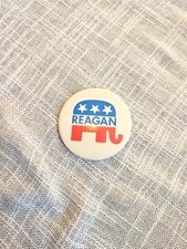 RONALD REAGAN REPUBLICAN ELEPHANT STARS STRIPES PINBACK PIN BUTTON HTF 2
