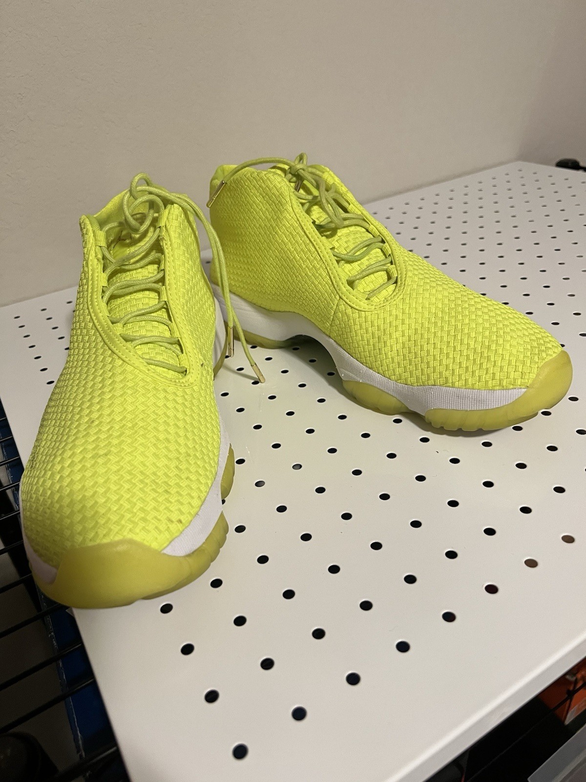 Jordan Future - image 2