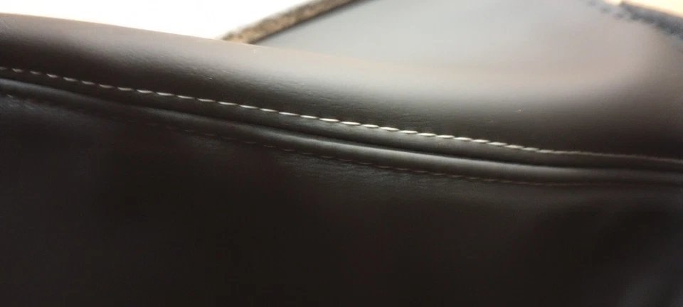 OEM GM 2013-16 Cadillac ATS RH Front Seat Lower Cover Jet Black 22990533 * - Изображение 2 из 4