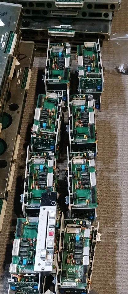 Neve V3 VCA FADER Foto 2 de 3