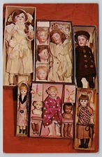 Group of Dolls Mary Merritt's Doll Museum Douglassville PA Pennsylvania Postcard