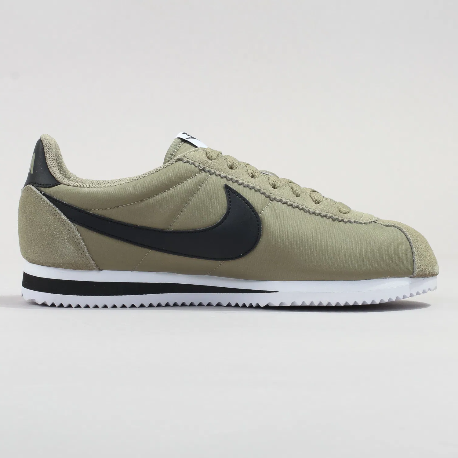 Nike Classic Cortez Nylon - 2016 - Trooper - Size UK 7 (EU 41) US 8