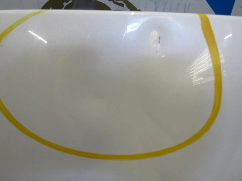 01 02 03 04 LEXUS LS430 Hood - Image 4 of 4