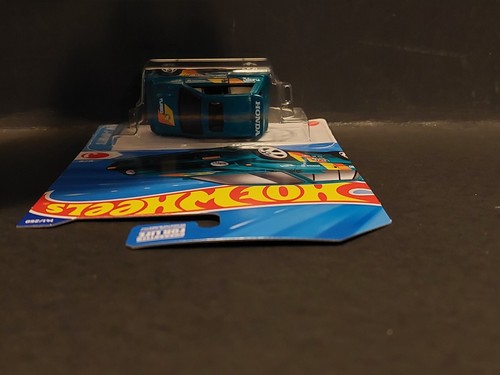 HOT WHEELS 2025 SUPER TREASURE HUNT 2020 JEEP GLADIATOR/85 HONDA CITY TURBO ll - Picture 10 of 12