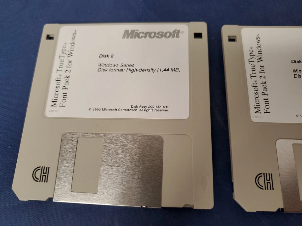 Microsoft True Type Font Pack 2 for Windows 3.5" Floppy Disk VTG 1992 - Image 3 of 4