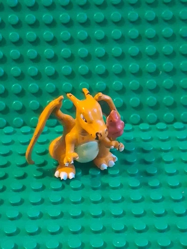 Figurines Vintage Nintendo POKEMON TOMY CGTSJ  Dracaufeu 
