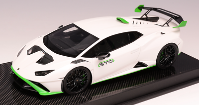 1/18 Ivy Models Lamborghini Huracan STO in white / Green Accent
