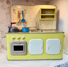 Maileg 2016 Retro Metal Toy Kitchen-complete Set