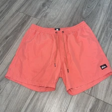 Quiksilver Board Shorts Mens size M Orange Surf Swim Beach Trunks Lined boardies