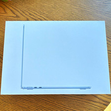 Apple MacBook Air 13 Zoll Himmelblau,2025, M4, 16GB RAM, 256GB Neu Verschweißt