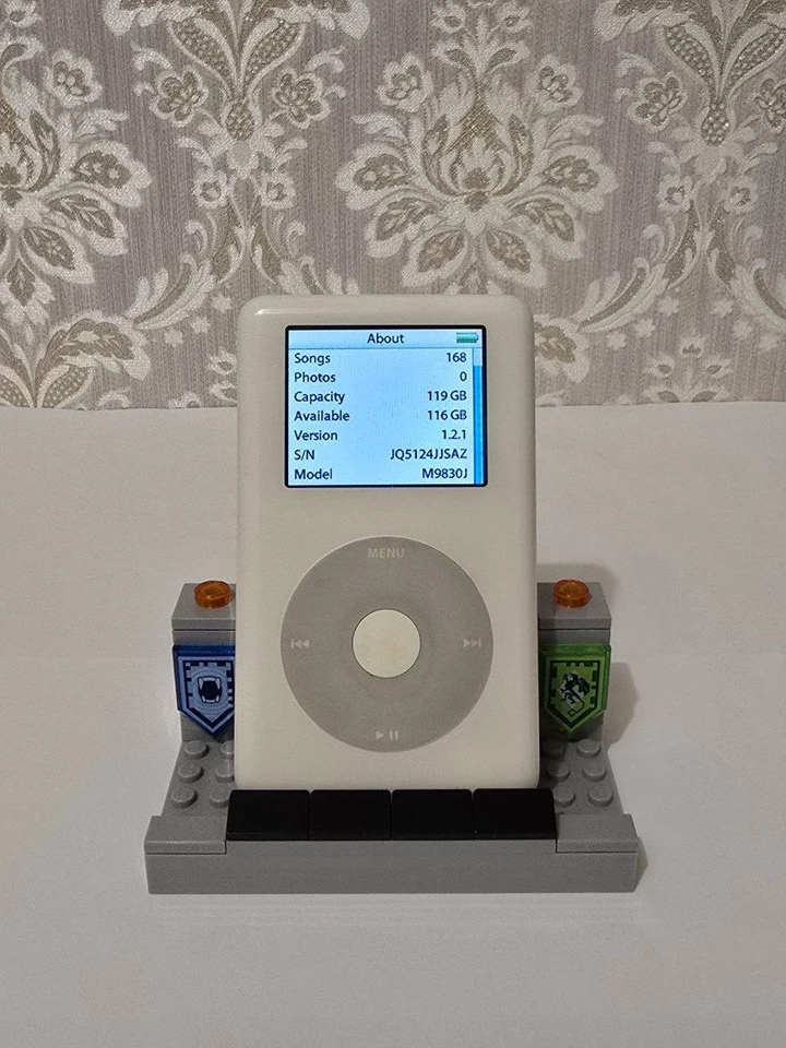 Apple iPod Classic 4th Gen Photo (Color) NEW 128GB SD NEW BATTERY A1099 - Image 3 of 4