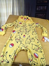 NWT Pokemon Pikatchu Kids size 6/7 pajama with hood