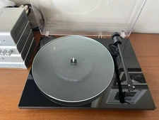 Pro-Ject T1 EVO Phono Turntable with Built-in Phono Preamp Black