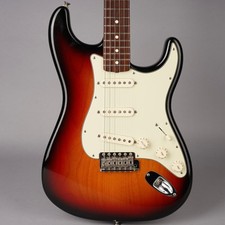 Fender American Vintage Hot Rod 62 Stratocast...