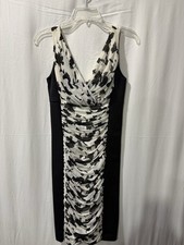 White House Black Market sleeveless floral ruched sheath dress Size 4