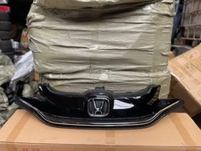 Honda Jazz Mk4 2015-2018 Front Bumper Upper Grill In Black