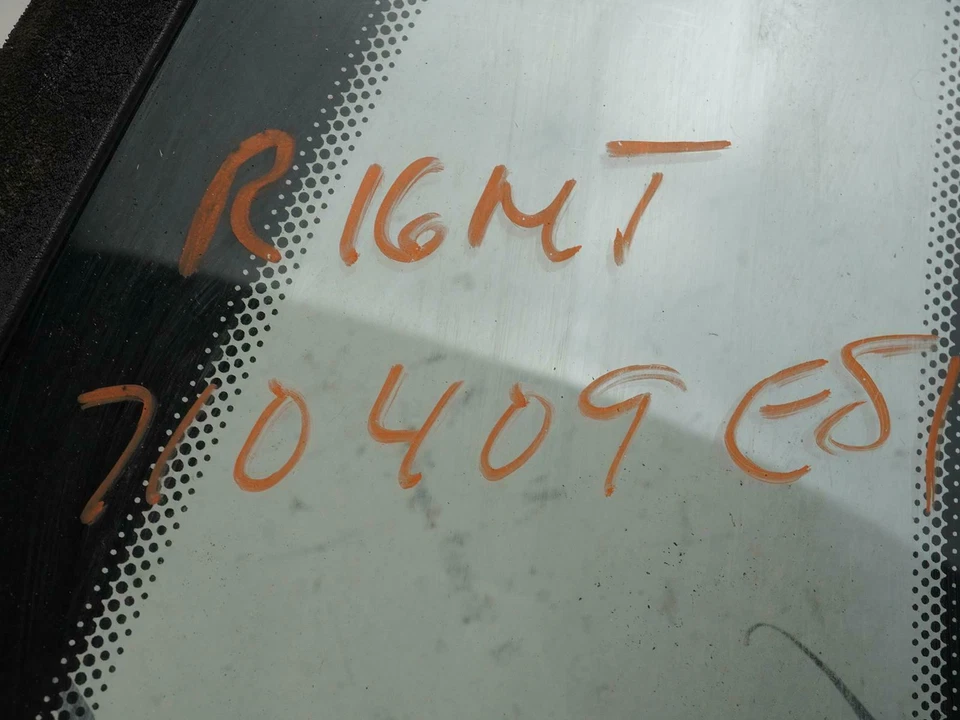 1991 - 1993 Ford Escort Hatchback 4Dr Quarter Window Glass Door Rh Right Rear Foto 3 de 4