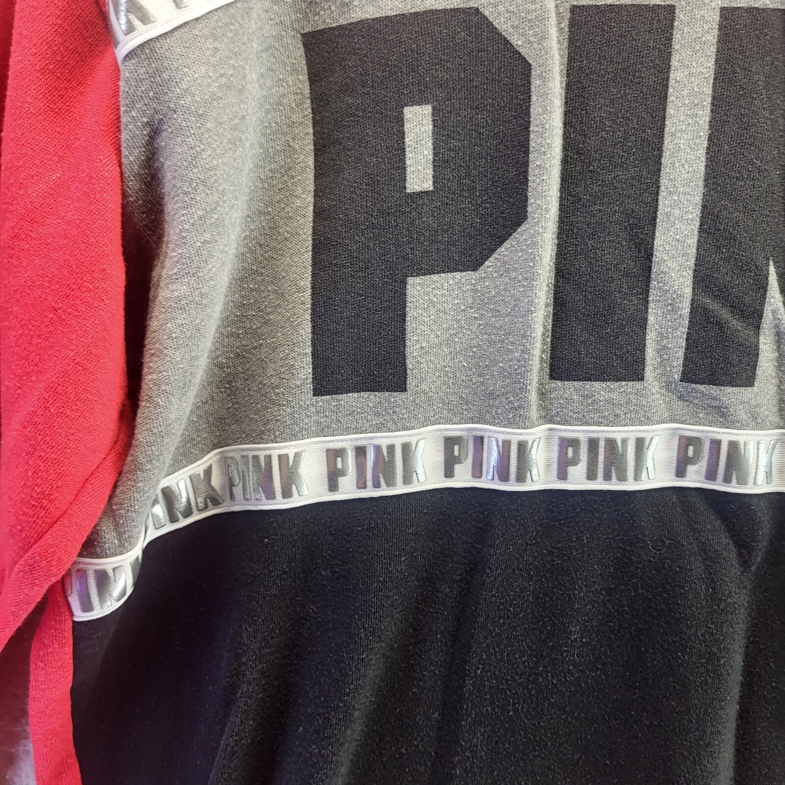 UNDERCOVER Felpa con cappuccio ROSA Victoria's Secret Leggera Donna Rosso Medio Nero Logo