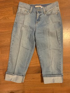levi jean capris