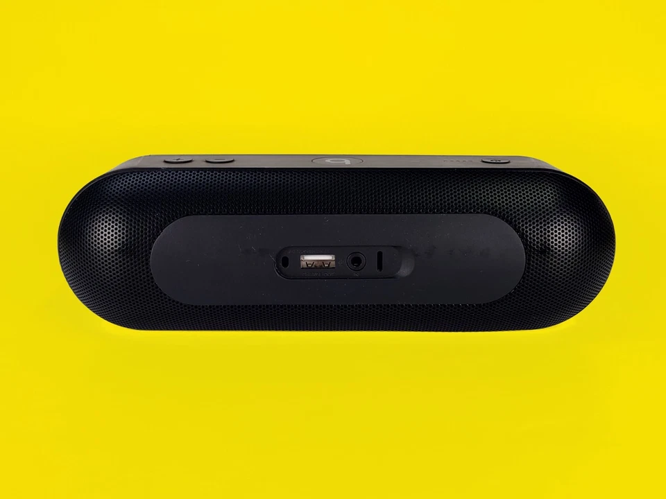 Auténtico altavoz Bluetooth Beats by Dr. Dre Pill+ Plus con carga - Negro Foto 2 de 4