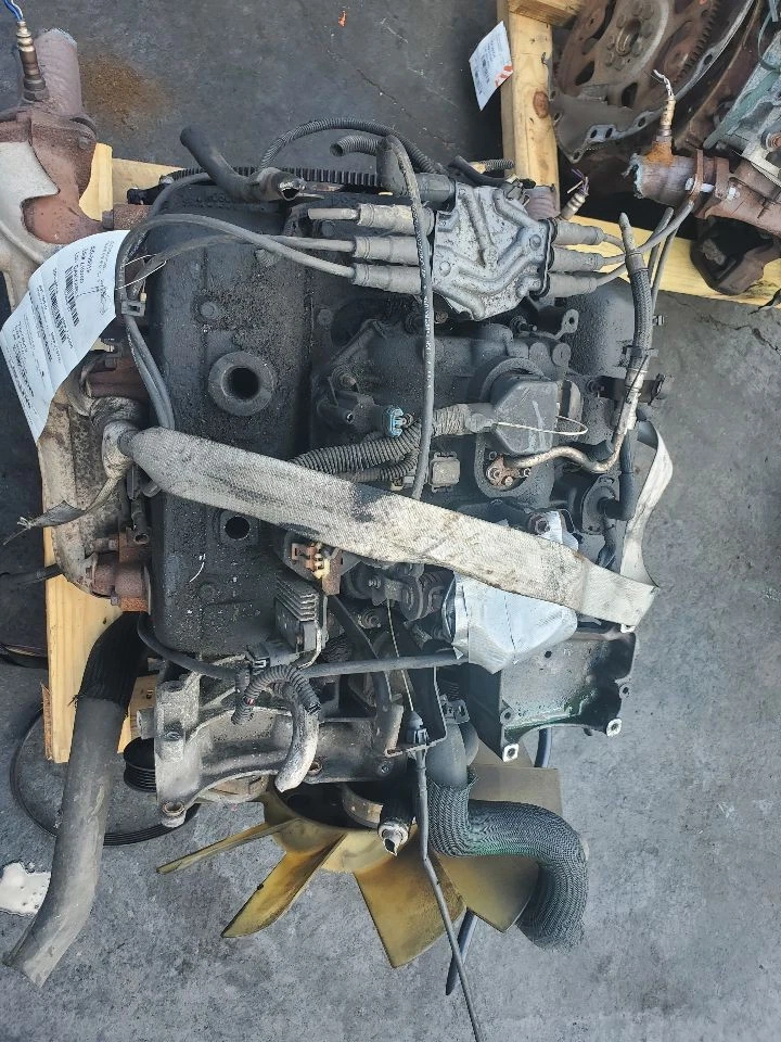 Used Engine Complete Assembly fits: 2005 Chevrolet Express 1500 van 4.3L VIN X 8 Foto 2 de 4