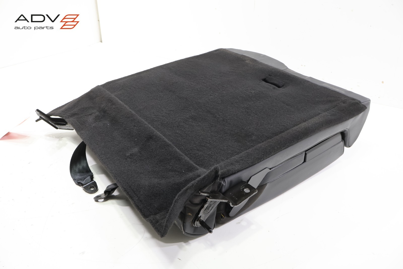 2017 - 2020 MASERATI GHIBLI REAR LEFT UPPER SEAT CUSHION W/ ARMREST ARM REST OEM