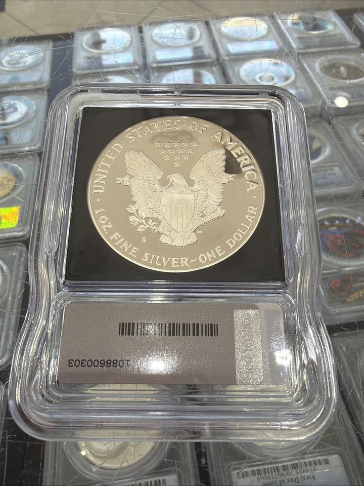 S Proof Silver Eagle 1988 ICG PR70 DCAM AUSTIN HUTTO ETIQUETA NEGRA FIRMADA 1 DE 249 Foto 2 de 2