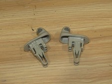 2002-2004 Jeep Liberty Oem Sun Visor Retainer Clip Set 02 03 04 2002-2004 Jeep Liberty Oem Sun Visor Retainer Clip Set 02 03 04