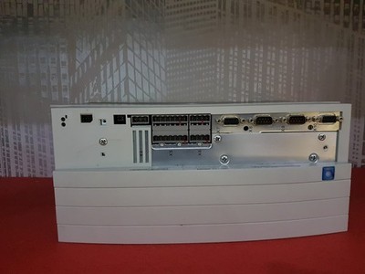 Lenze  EVS9326-EP Servo   EVS 9326-EP   33.9326PE.8G.91.  ID.-No.: 13481790